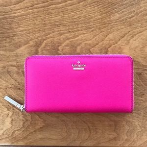[NWOT] Hot Pink Kate Spade Zippered Wallet